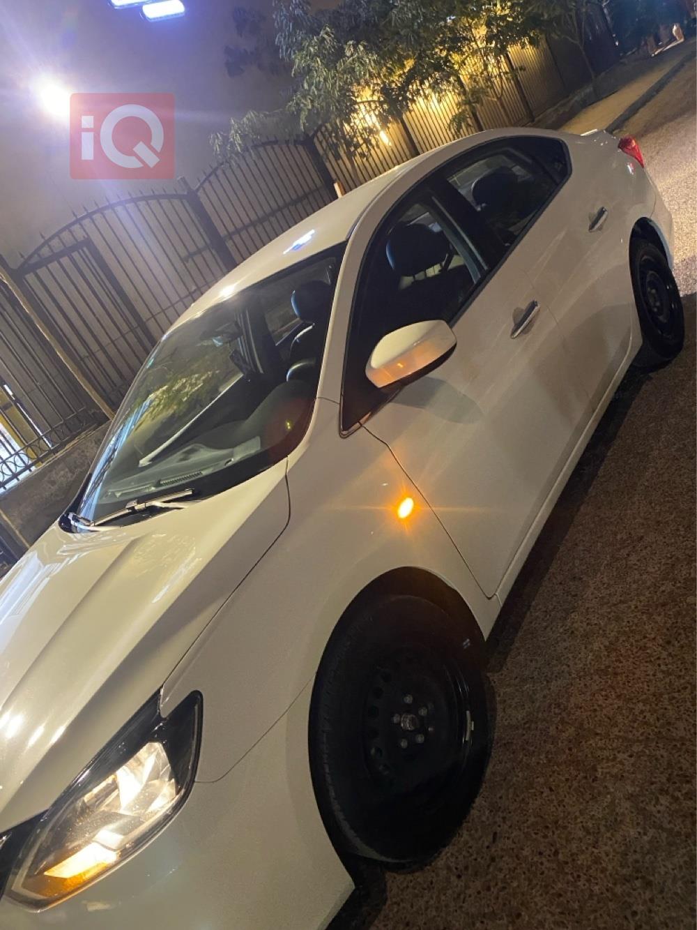 نيسان سنترا